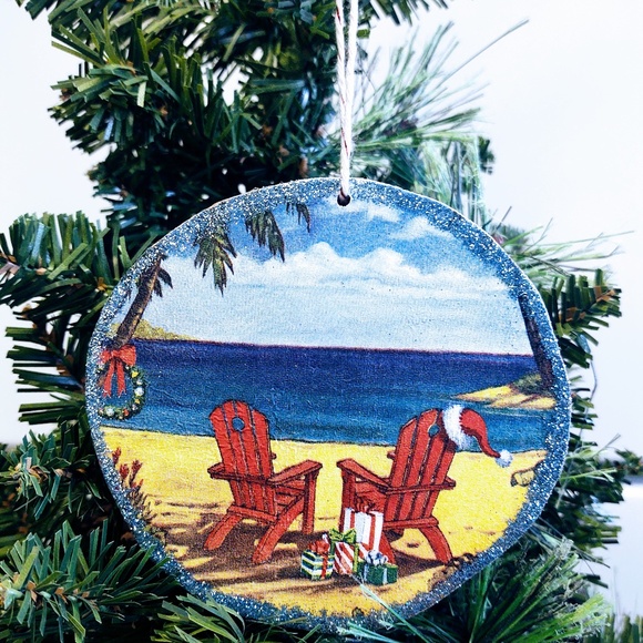 Hand Crafted Natural Wood Glitter Ornament Christmas Beach Chairs/Christmas Tree - Picture 1 of 4